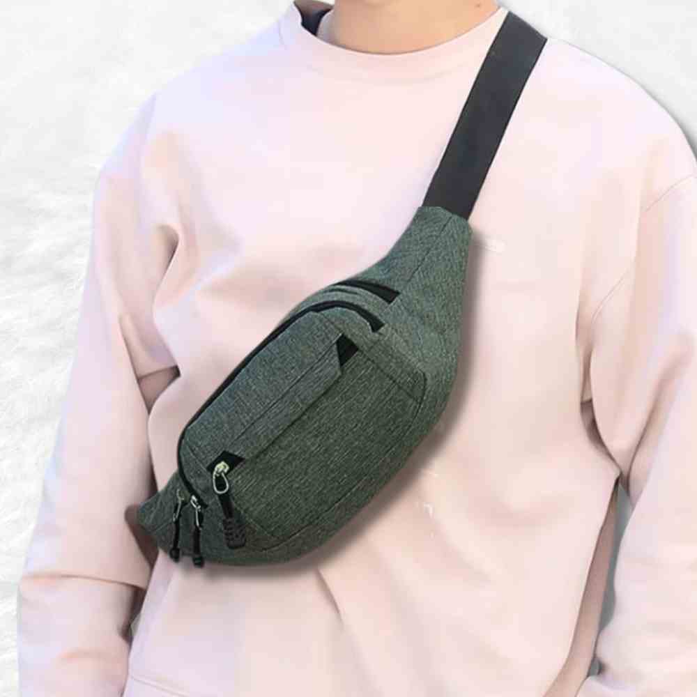 Un garçon avec ce Sac Banane Ado vert
